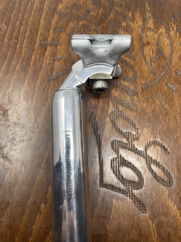 Poste de asiento plateado vintage Campagnolo Record última generación 27,2 mm 4 tu proyecto - Imagen 9 de 10