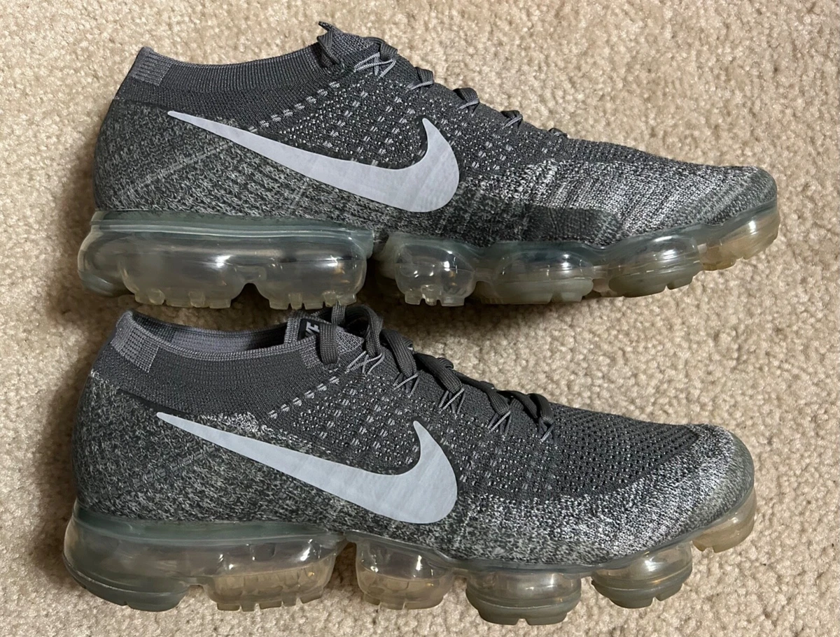 Knitted vapormax clearance