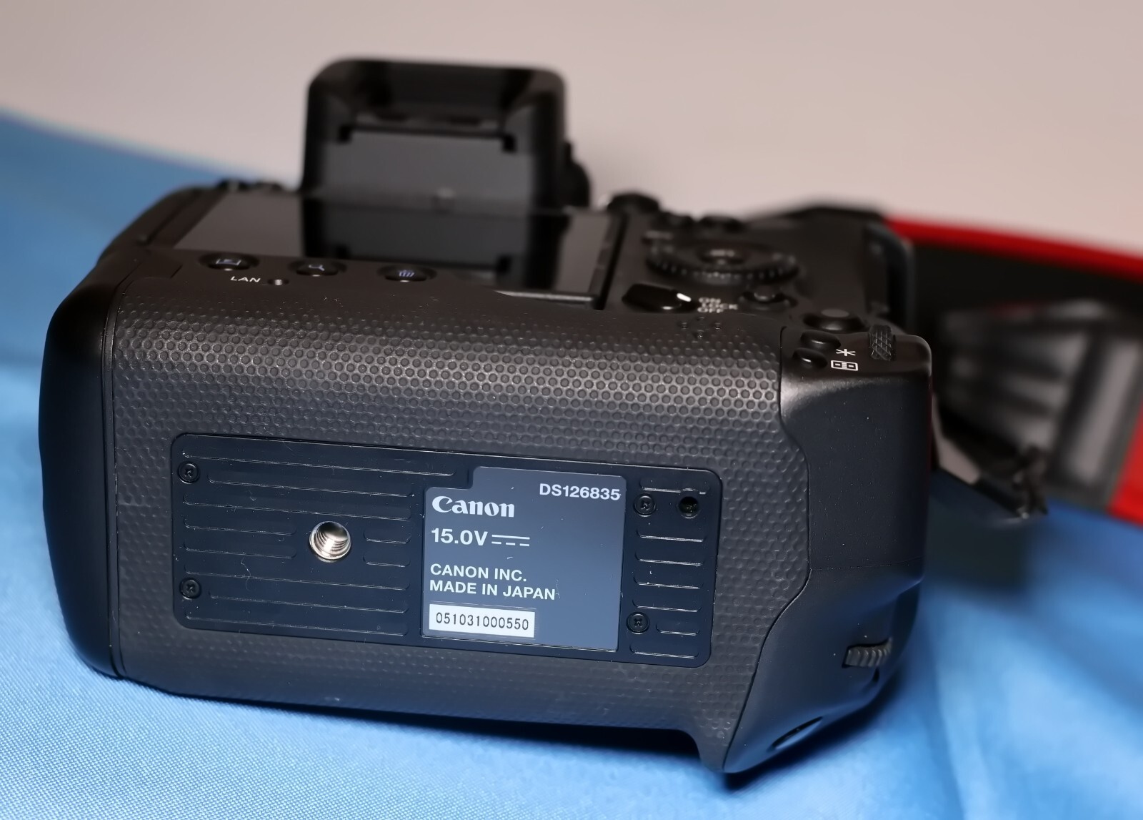 Canon EOS R3 24MP Mirrorless Camera Body less then 2000 shots eBay