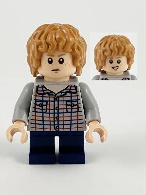 LEGO Jurassic World Gray Mitchell Minifigure from 75941