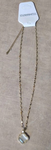 Alternate view of Beautiful Jewel Outlined Clover Shaped Pendant Gold Plated