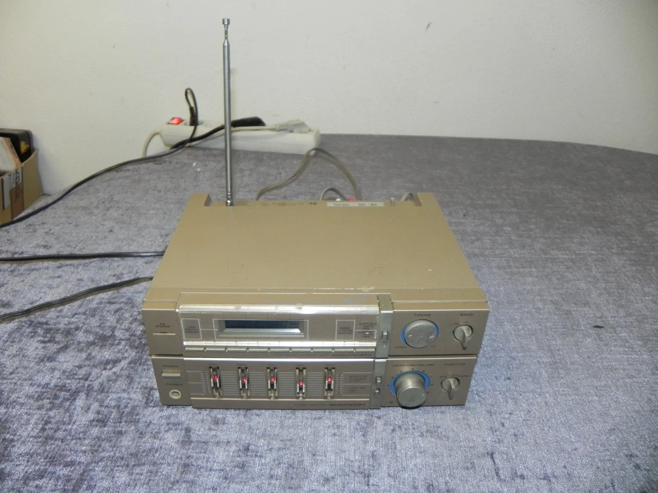 Marantz PM326 Stereo Amplifier Verstärker mit 5fach EQ + Marantz ST 526 Tuner - Bild 2 von 4