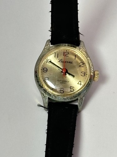 Lucerne Manual Wind Antishock 2000 Watch, Red Second Hand, Rare Vintage Gifts - Picture 3 of 9