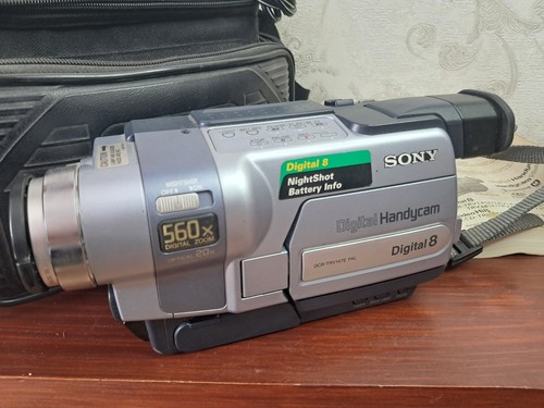 Sony PAL Handycam Camcorder - Digital8 - Video Transfer Camera DCR-TRV147E - Picture 4 of 24