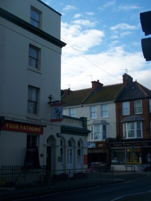 Foto 6x4 The Four Fathoms Pub, Herne Bay Herne Bay\/TR1767 On Kreuzung o c2008