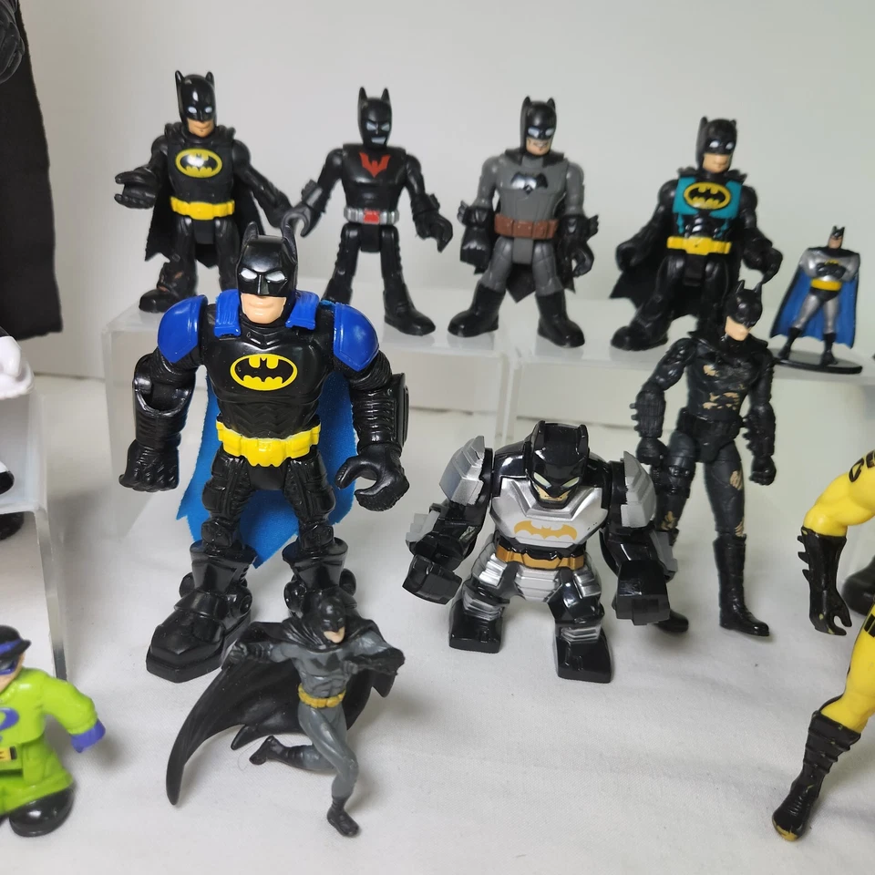 Lot Of 23 Mixed Batman, Robin & Villain Figures Sizes 2-12in Kenner, imaginex - Image 4 of 4