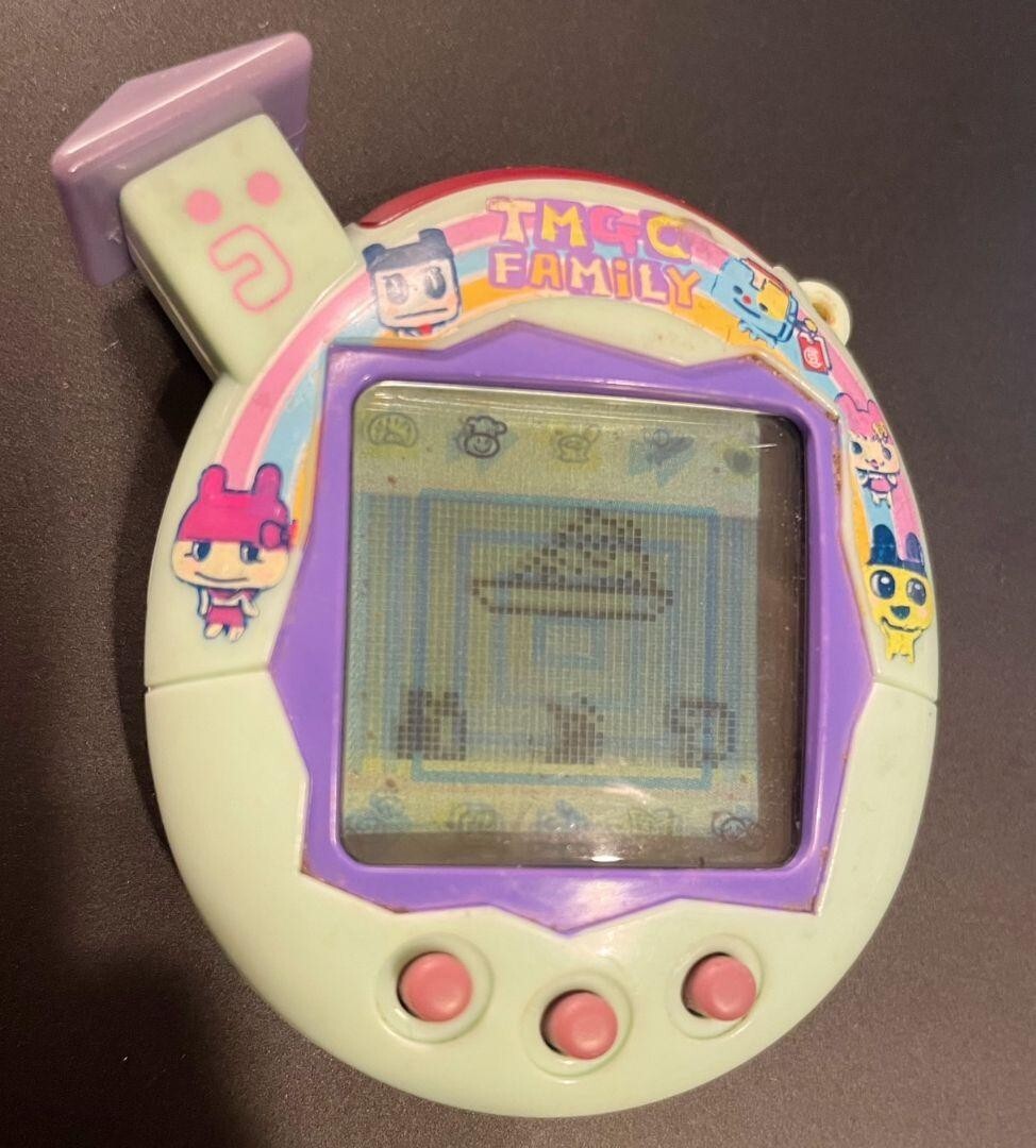 Bandai Tamagotchi Connection V5 Famitama English Ver. | eBay