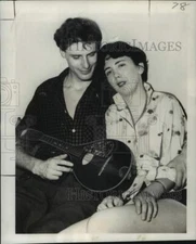 1958 Press Photo Newlyweds Nicholas & Valerie Horsley in New Orleans - nox33545