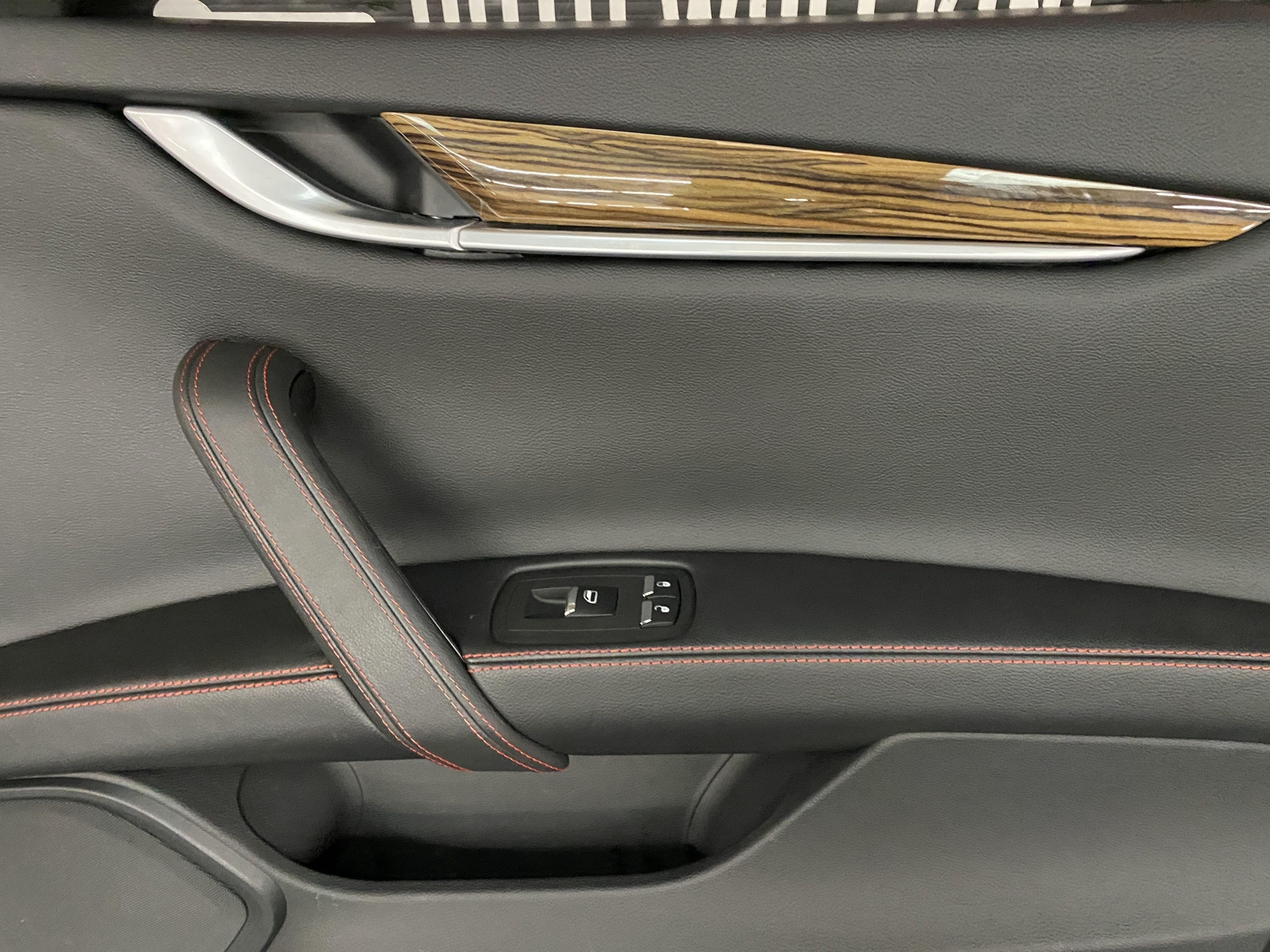 14-17 MASERATI GHIBLI FRONT PASSENGER RIGHT POWER INTERIOR TRIM DOOR PANEL BLACK