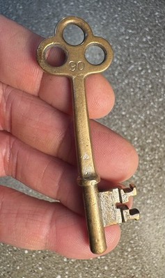    ️ Vintage Hotel Motel Room #90 Brass Skeleton Key 