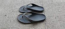 CROCS Iconic Comfort Unisex Thong Flip Flops Sandals, Gray, M7/W9, Pre-Owned