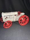 Ertl Ford Fordson Metal Tractor 1:16 diecast Farm Toy Gray & Red Model