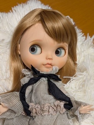Custom Blythe Puppe ''Superior Skate Date'' mit vollem Outfit und Perücke