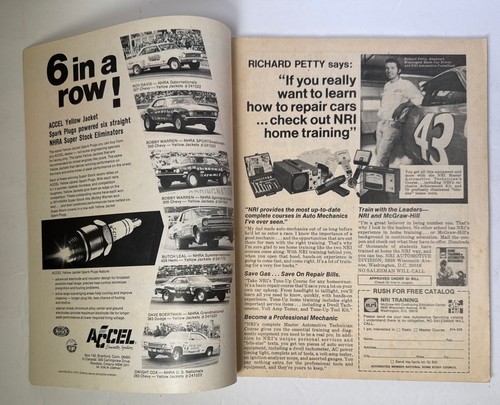 Vintage -2 Super Stock & Drag Illustrated Magazine 1974-1975 - Picture 6 of 7