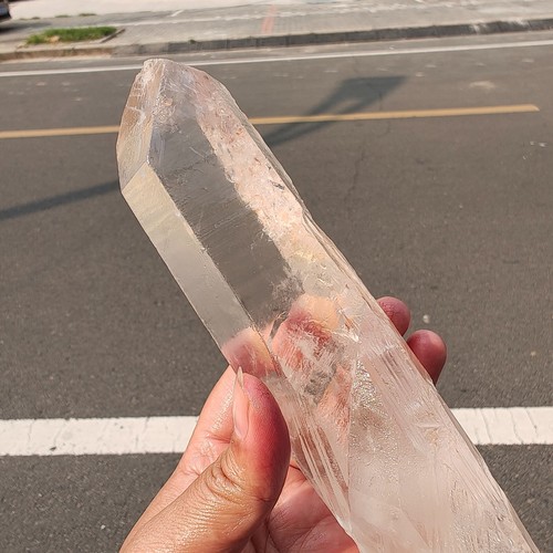 560g Lightntng Strike Penetrator Dolphin Trigger Lemurian Crystal Quartz Y656 - Picture 8 of 13
