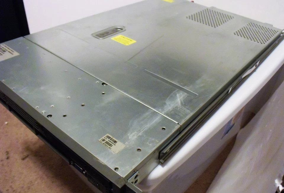 HP Proliant DL360 G5 HSTNS-2115 Rack Server - Image 4 of 4