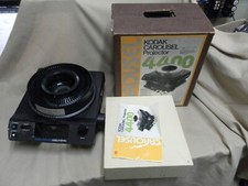 KODAK CAROUSEL 4400 35mm PROJECTOR  tray, remote ,original box