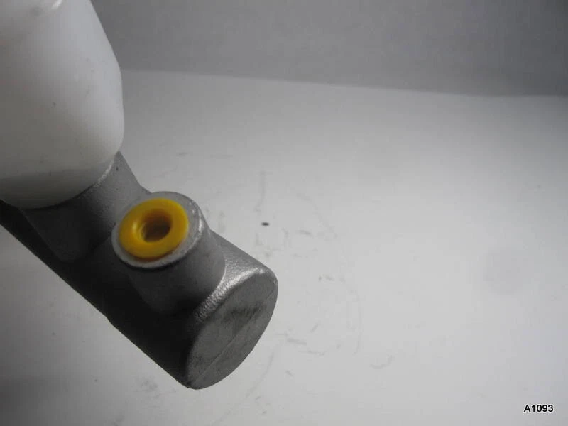 Brake Master Cylinder-4-Wheel ABS for 2000-2003 Toyota Camry - Image 3 of 4