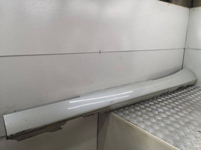 BMW 1 F20 F21 2014 Sills 51777288395 ROV2942