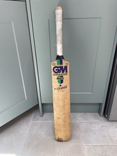 Gunn & Moore Maxi Cricket Bat Autograph Series Used Good Condition Quality
