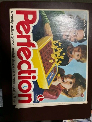 Game of Perfection Milton Bradley  Vintage 1977 Edition Complete 25 Shapes Works