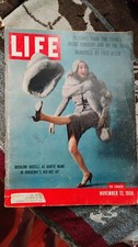 LIFE Magazine November 12, 1956 Issue English w/ Rosalind Russell, Fred Allen