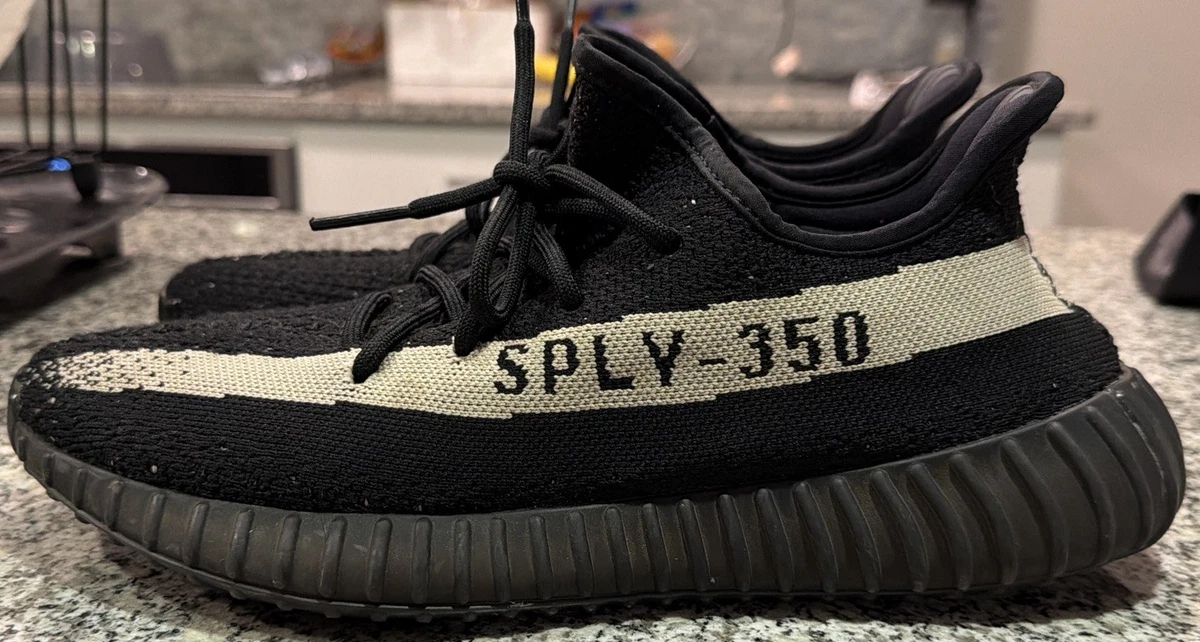 Preços baixos em adidas Yeezy Boost 350 V2 Black | eBay