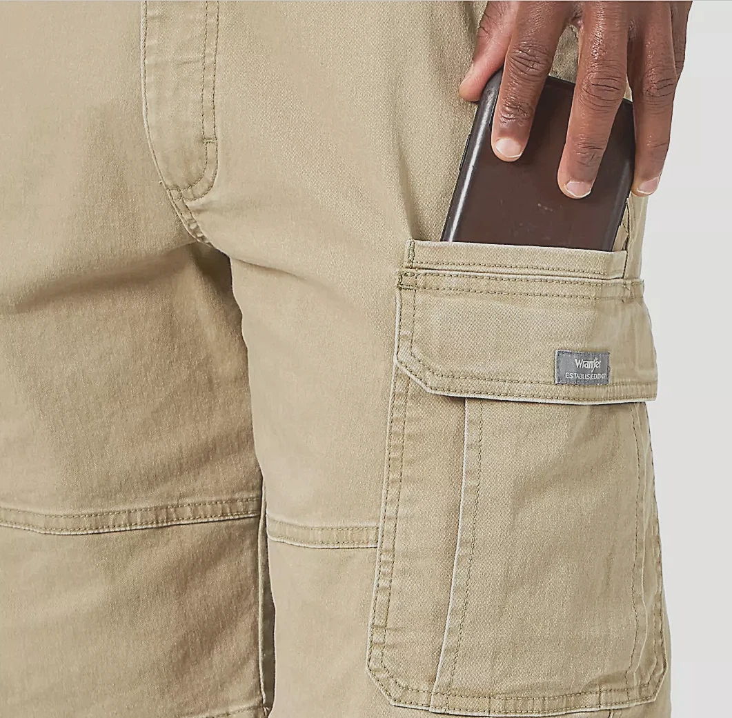 Men's Wrangler Cargo Shorts w/ Stretch Khaki Relaxed Fit Tech Pocket ALL SIZES
Opens in a new window