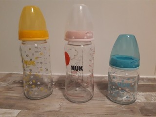 3 Babyflaschen von NUK aus Glas mit Deckel 120 ml und 240 ml