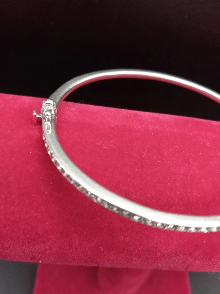 925 Sterling Silver Hinged Oval Bangle Bracelet W/Cubic Zirconias - Image 2 of 4