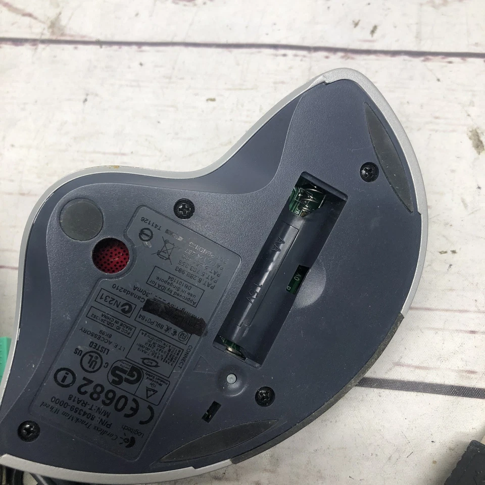 Logitech Cordless TrackMan Wheel Comp. Mouse Lot Not Tested For Parts Or Repair - Image 3 of 4