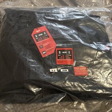 Milwaukee M12 Heated Gear Mens Black Softshell Heated Jacket Medium 204B