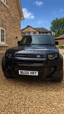 2025 Land Rover Defender 90 HSE D250 MHEV Black Pack 1 Owner