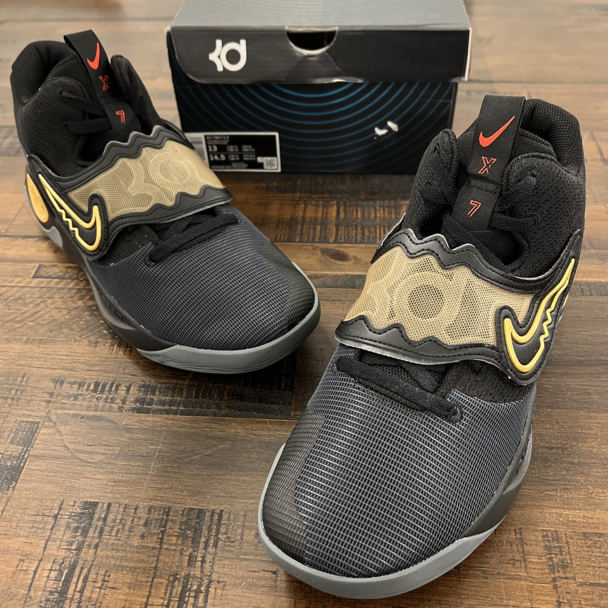Nike KD Trey 5 X EP DD9538-010 Black Metallic Gold Basketball Sneaker Men 12 Nike KD Trey 5 X Black / Metallic Gold - Aug 2022 - DD9538  main image 4