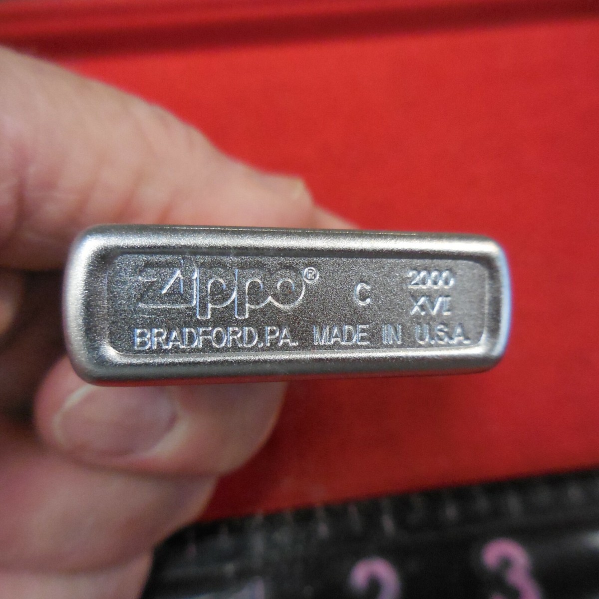 C Zippo XV1 The Beatles Yellow Submarine Portholes Satin Chrome
