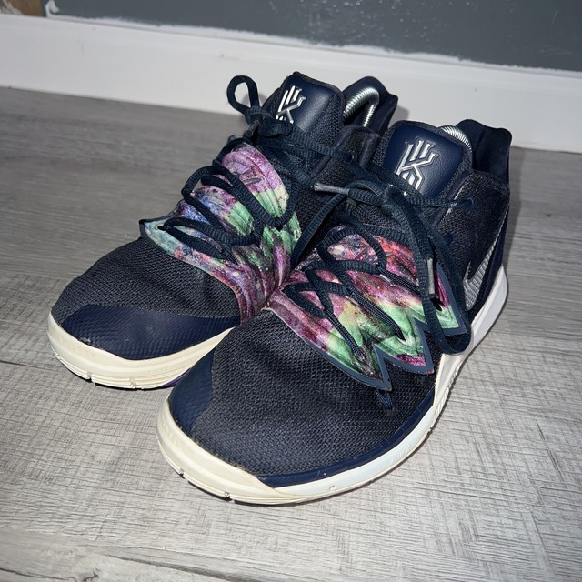 boys kyrie basketball shoes