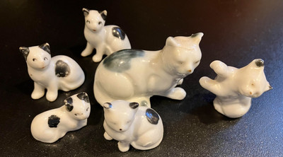 Vintage Porcelain Mom Cat & 5 Kittens Miniature Figurines Bone China, Japan