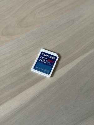 Samsung PRO Plus SDXC UHS-I Karte 256GB   160 MB/s, Class 10, V30, Ideal für 4K