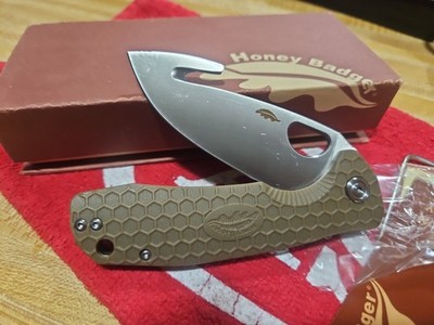 HONEY BADGER FOLDING KNIFE * LARGE FLIPPER 1252 LINERLOCK  * Tan * GUTHOOK 