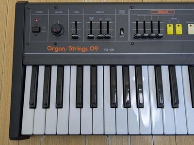 Roland RS-09 Keyboard Synthesizer Vintage Analog Synth 49 Keys