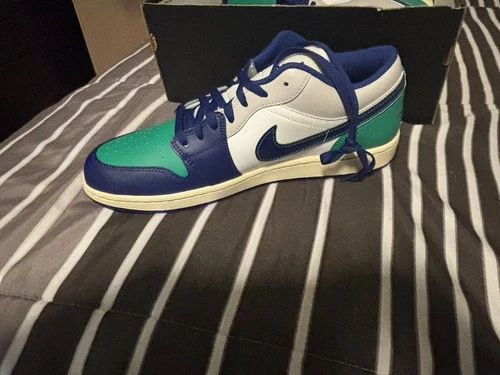 Air Jordan 1 Low Men's Shoes (Sail/Stadium Green/Neutral Grey/Deep Royal Blue)
