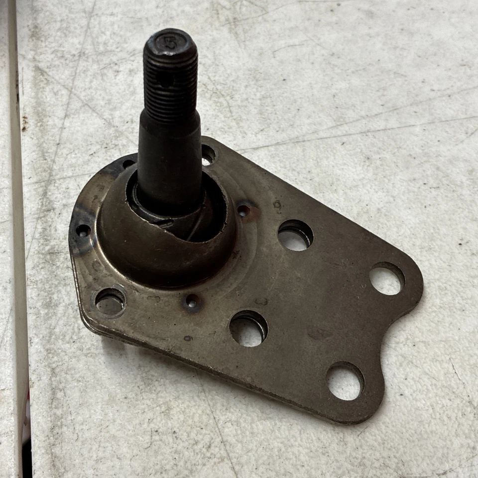 Kit de rótula de suspensión McQuay-Norris, FA647 Foto 2 de 4