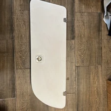 06 polar 2310 bay starboard bow locker hatch