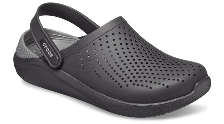 crocs wide width