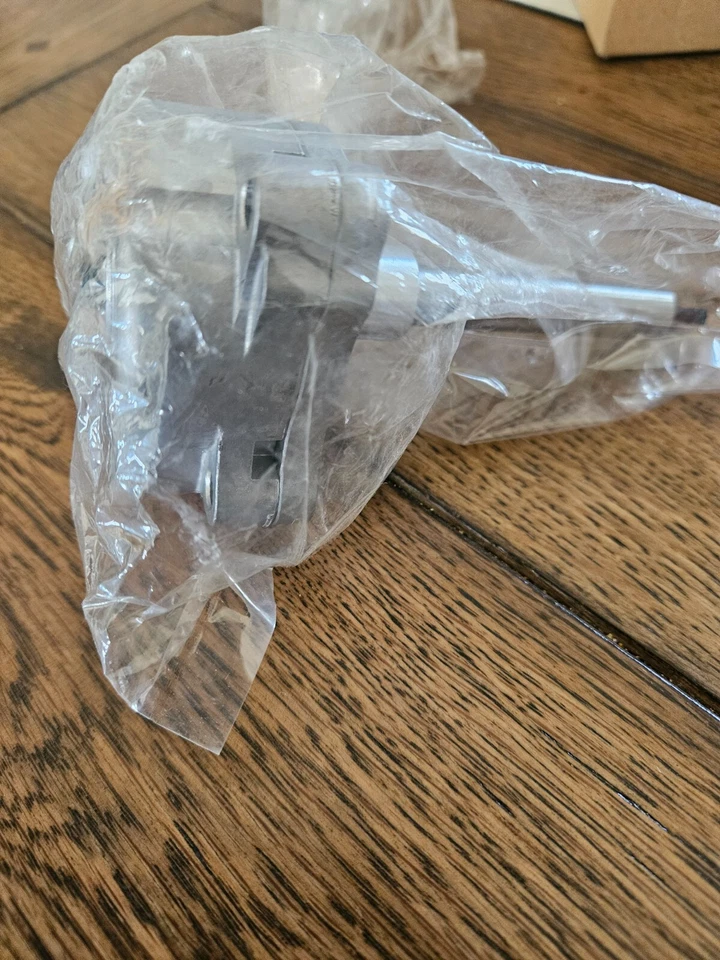 SUZUKI OEM 16400-24F01 HAYABUSA GSX 1300 R BOMBA DE ÓLEO DO MOTOR NOVO Japão - Imagem 2 de 4