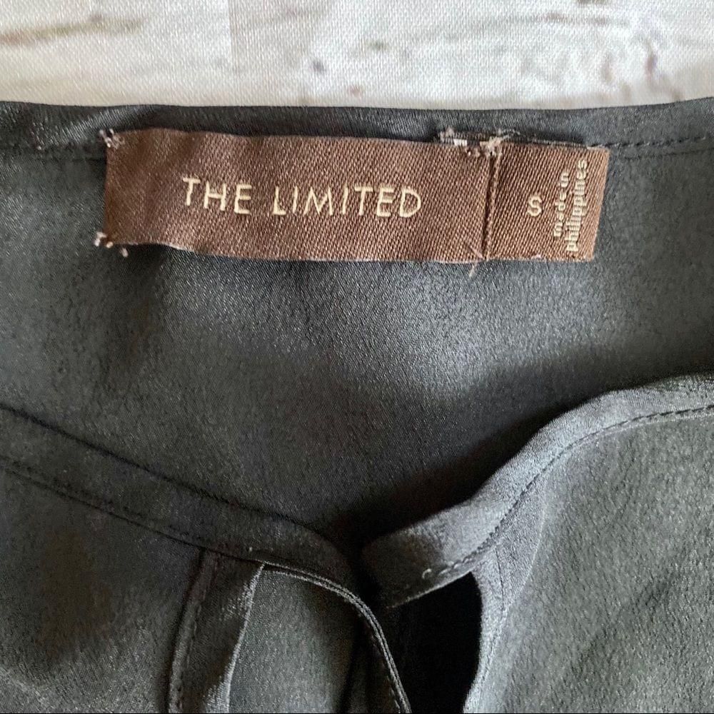 The limited black top - image 3