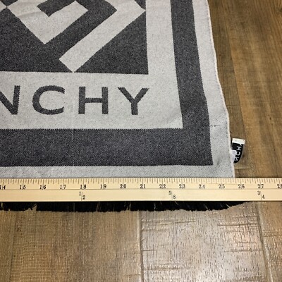 f*y様 GIVENCHY starlongsleevepolo by Ricc Givenchy Givenchy stars Polo | Grailed