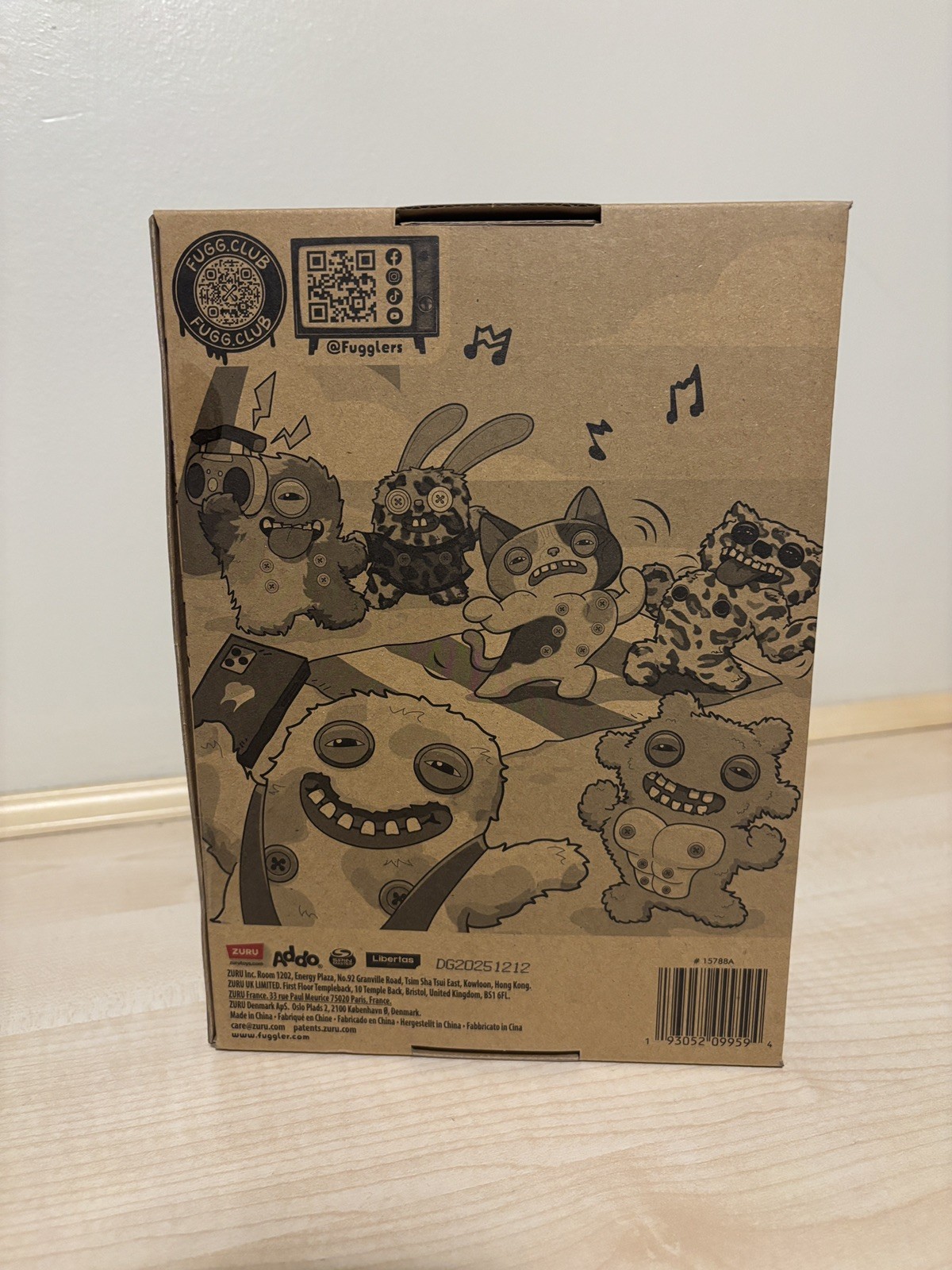 [sealed, pre release] rare nipple fugs x fuggler, first edition fuggler ...
