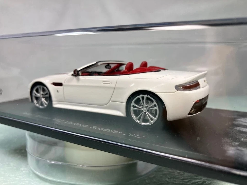 Spark Aston Martin V12 Vantage Roadster 2012 Limited Edition 1/43 Sports Car Mod - Immagine 3 di 4