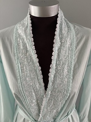 Eileen West Robe Size S Blue Cotton Ruffle Embroidered Traditional Short